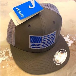 NWT Men’s Flat Bill Columbia Hat